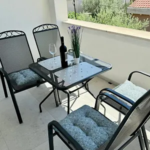 Affittacamere & Petra, Zara