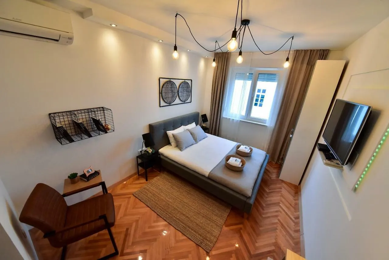 Viatorem Zadar 3*,